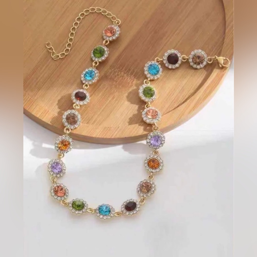 NWT Elegant Multicolor Crystal Necklace